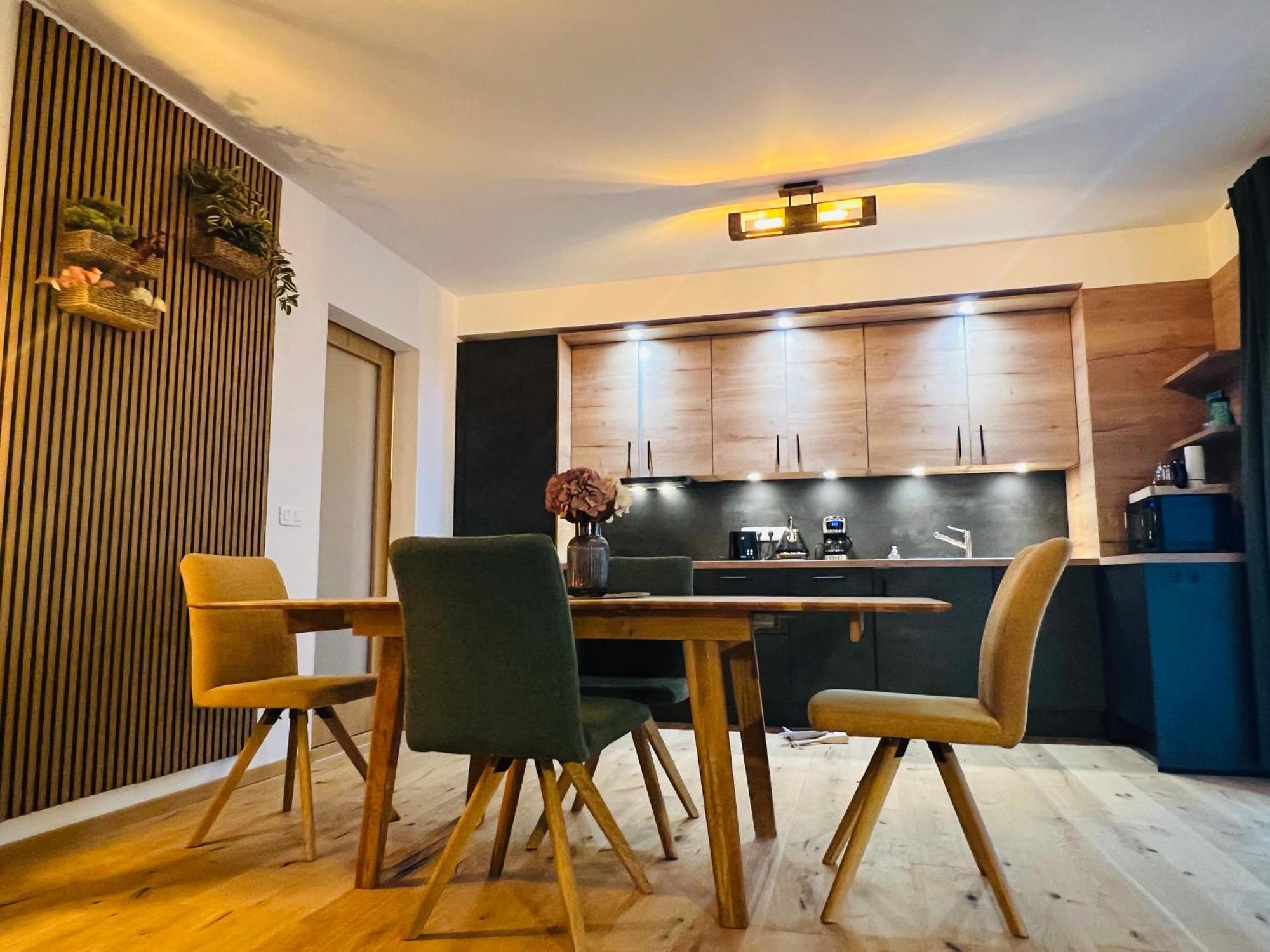 Family 2 Bedroom Ski&Bike Apartment With Terrase Janské Lázně Esterno foto